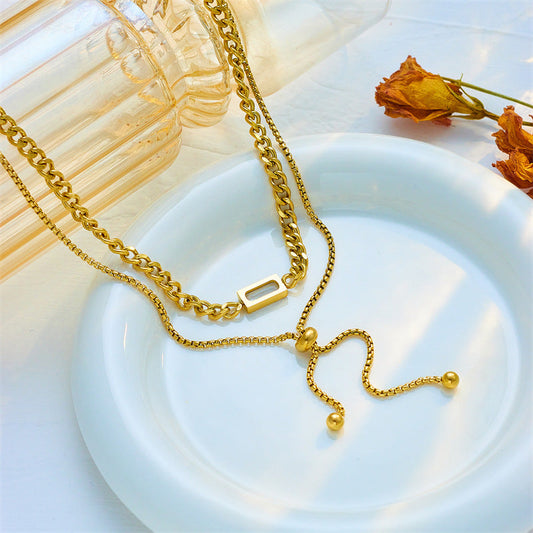 Hanging from crystal jar