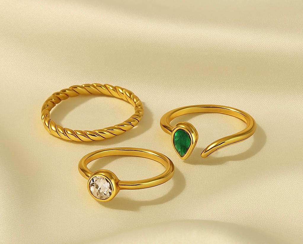 3 different rings to show the collection range
