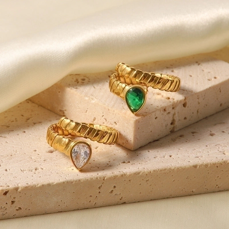 The two rings placed on a stone like surface