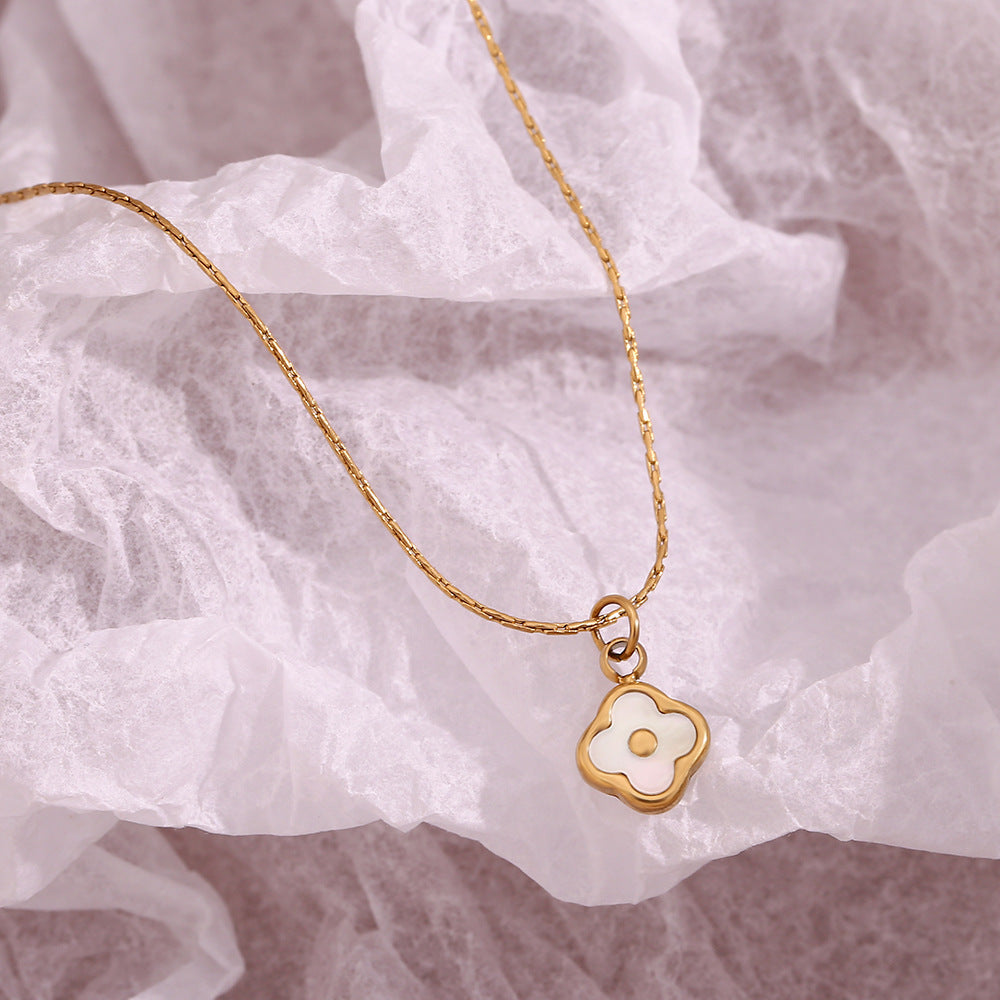 Mini Shell Flower Pendant Necklace