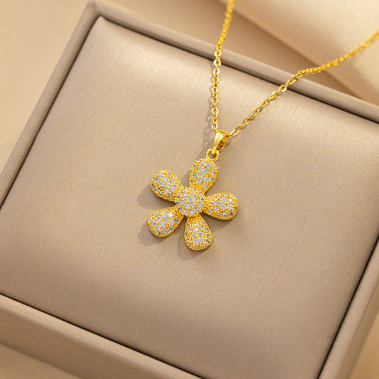 White Gold in jewellery box by itself