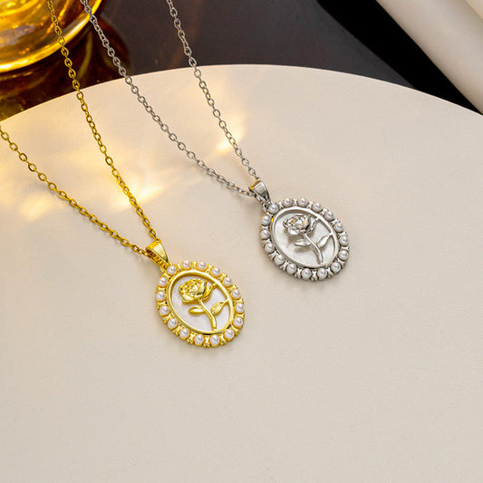 2 necklaces together
